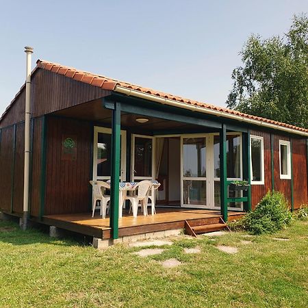 Les Chalets Du Quignon Autry-le-Chatel Exteriér fotografie